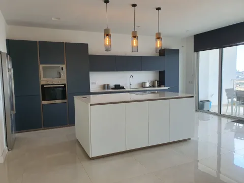 4 bed Apartment For Rent in Sliema, Sliema - thumb 6