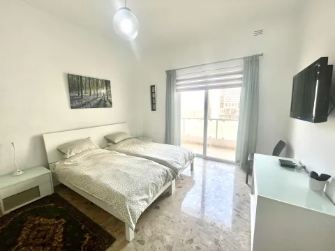 4 bed Apartment For Rent in Sliema, Sliema - thumb 6