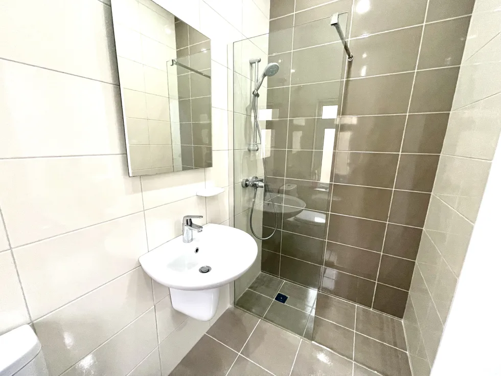 3 bed Town House For Rent in Gzira, Gzira - thumb 8