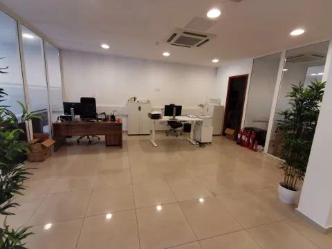 0 bed Office For Rent in Sliema, Sliema - thumb 1