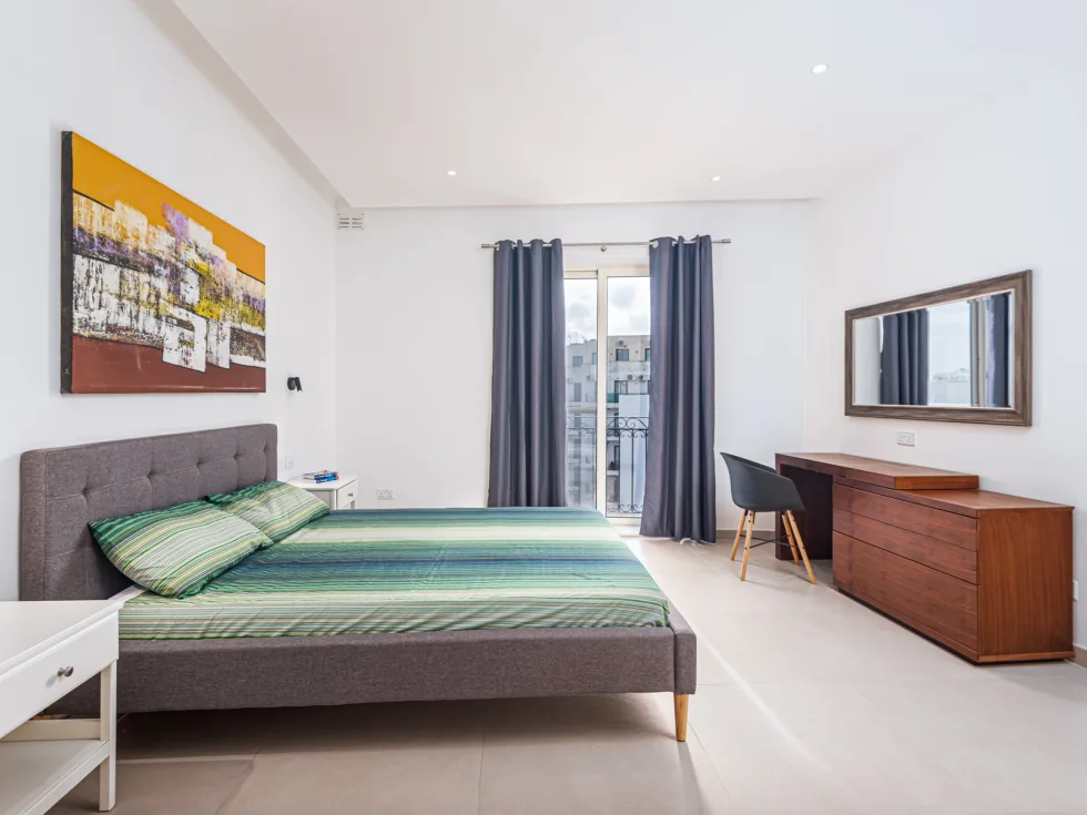 2 bed Apartment For Rent in Sliema, Sliema - thumb 6