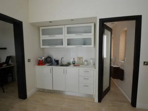 0 bed Office For Rent in Ta' Xbiex, Ta' Xbiex - thumb 4