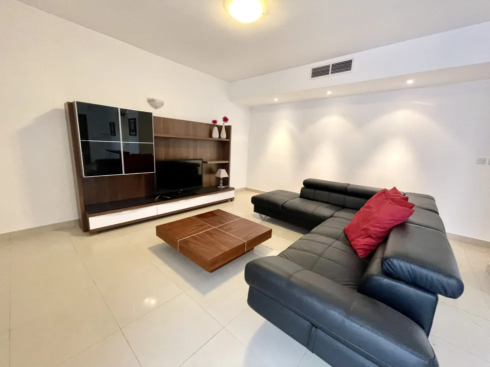 3 bed Apartment For Rent in Sliema, Sliema - thumb 1