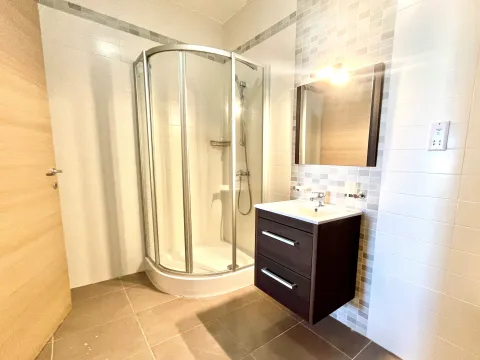 3 bed Apartment For Rent in Sliema, Sliema - thumb 10