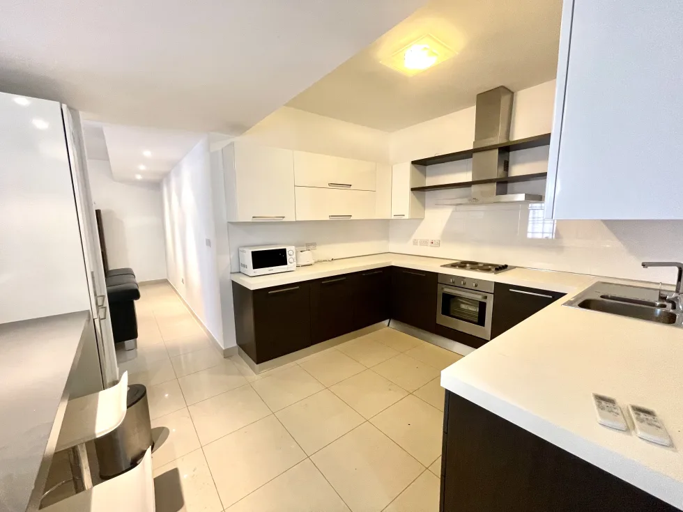 3 bed Apartment For Rent in Sliema, Sliema - thumb 3