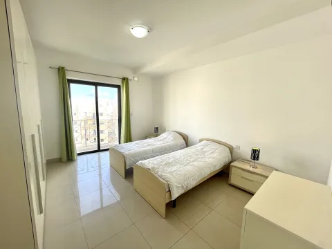 3 bed Apartment For Rent in Sliema, Sliema - thumb 8