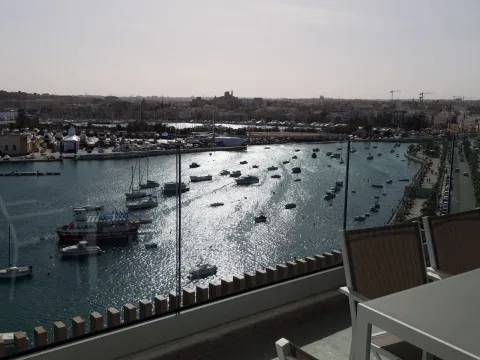 2 bed Apartment For Rent in Sliema, Sliema - thumb 13