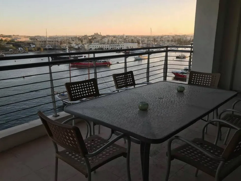 3 bed Apartment For Rent in Sliema, Sliema - thumb 11