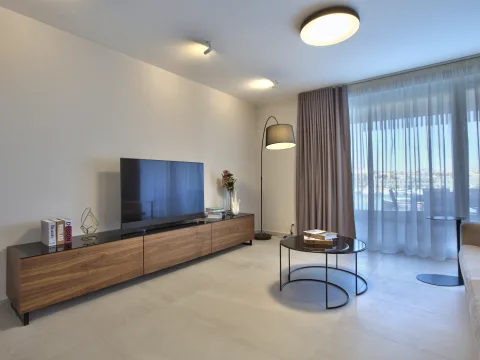 2 bed Apartment For Rent in Sliema, Sliema - thumb 5