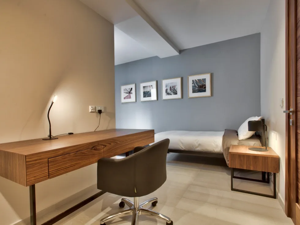 3 bed Apartment For Rent in Sliema, Sliema - thumb 8