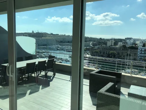 3 bed Apartment For Rent in Ta' Xbiex, Ta' Xbiex - thumb 11