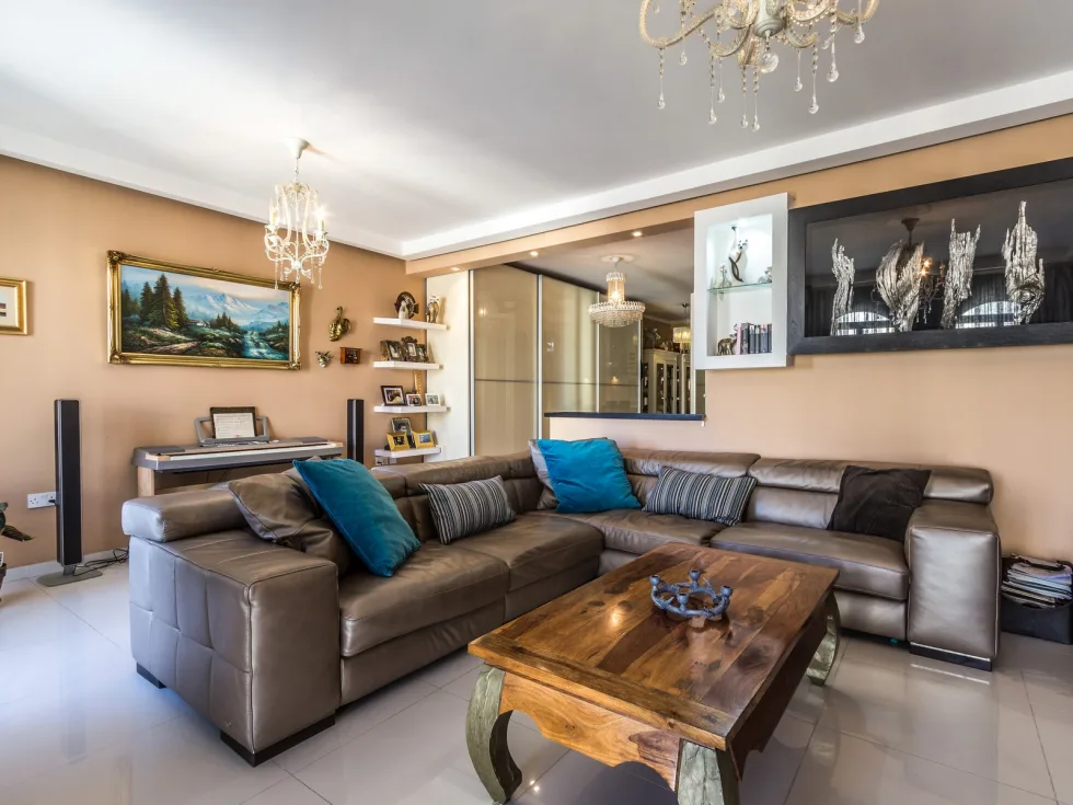 3 bed Apartment For Sale in Sliema, Sliema - thumb 3