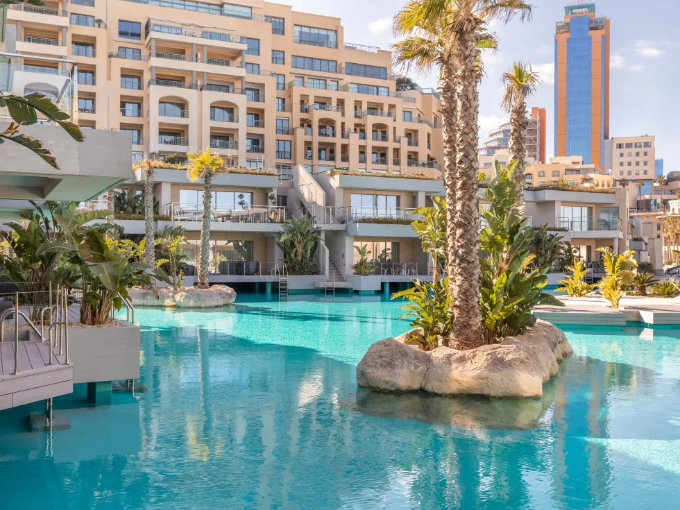 3 bed Apartment For Rent in St Julian's, St Julian's - thumb 1