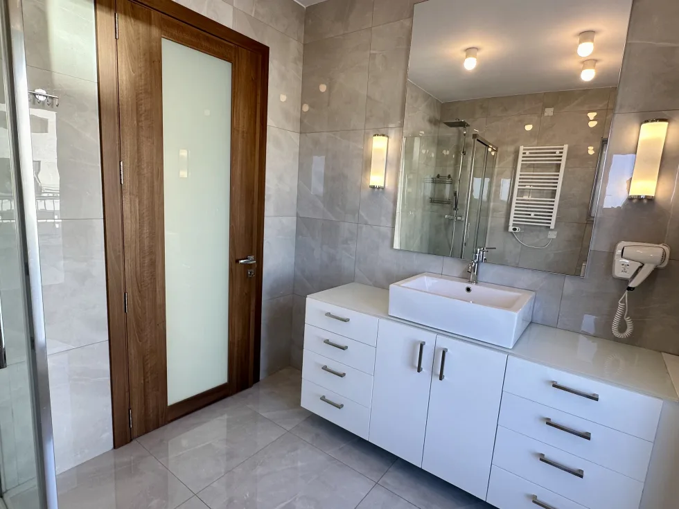 2 bed Penthouse For Rent in St Julian's, St Julian's - thumb 13