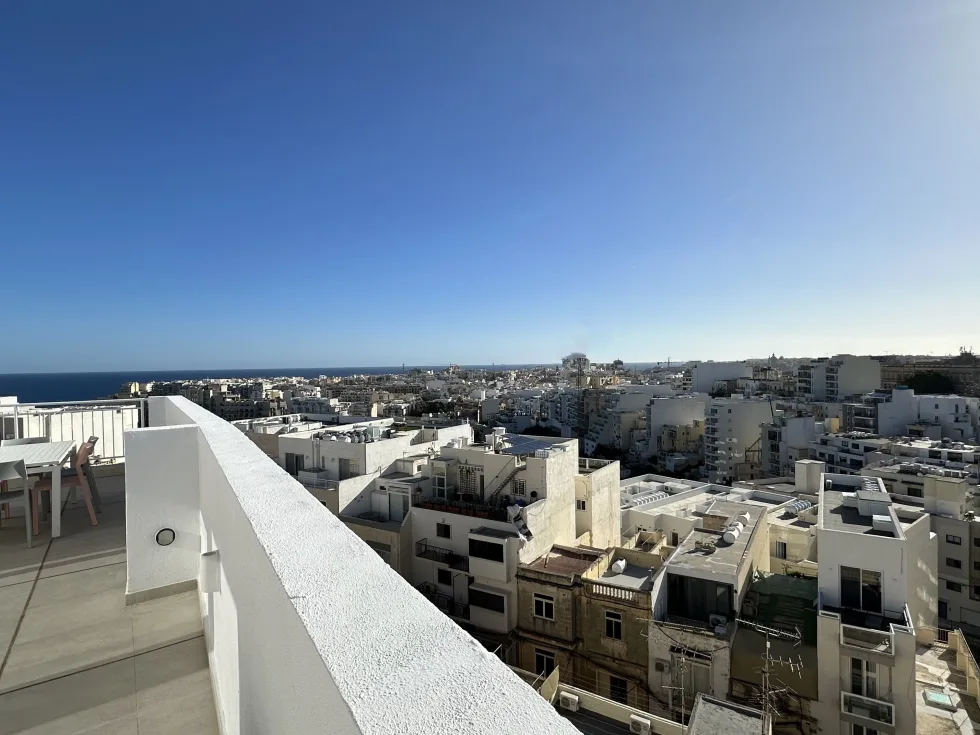 2 bed Penthouse For Rent in St Julian's, St Julian's - thumb 3