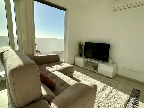 2 bed Penthouse For Rent in St Julian's, St Julian's - thumb 5