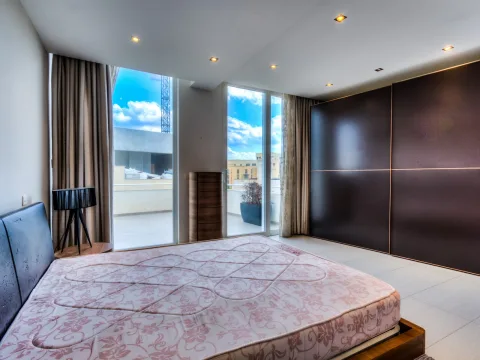 2 bed Penthouse For Rent in St Julian's, St Julian's - thumb 10