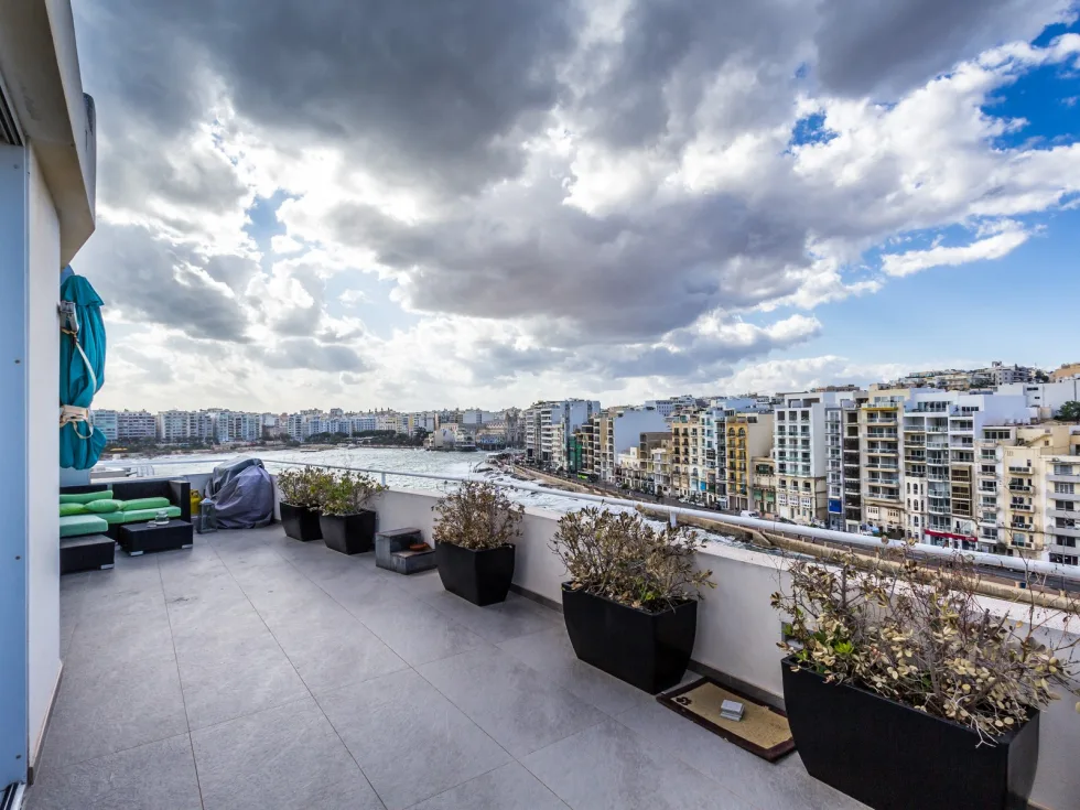 2 bed Penthouse For Rent in St Julian's, St Julian's - thumb 14