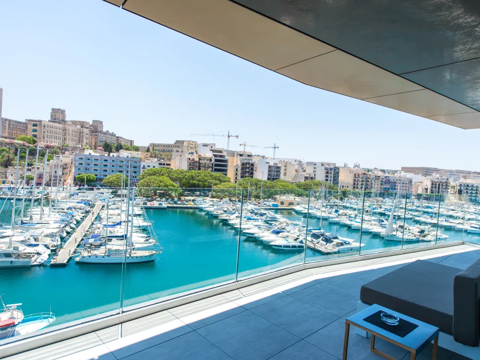 3 bed Apartment For Rent in Ta' Xbiex, Ta' Xbiex - thumb 3