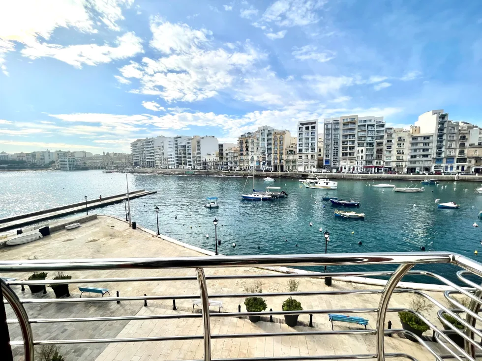 2 bed Town House For Rent in St Julian's, St Julian's - thumb 1