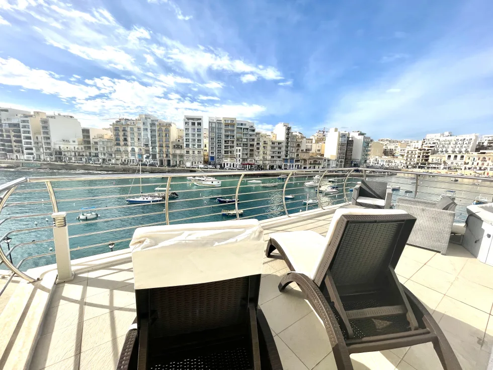 2 bed Town House For Rent in St Julian's, St Julian's - thumb 2