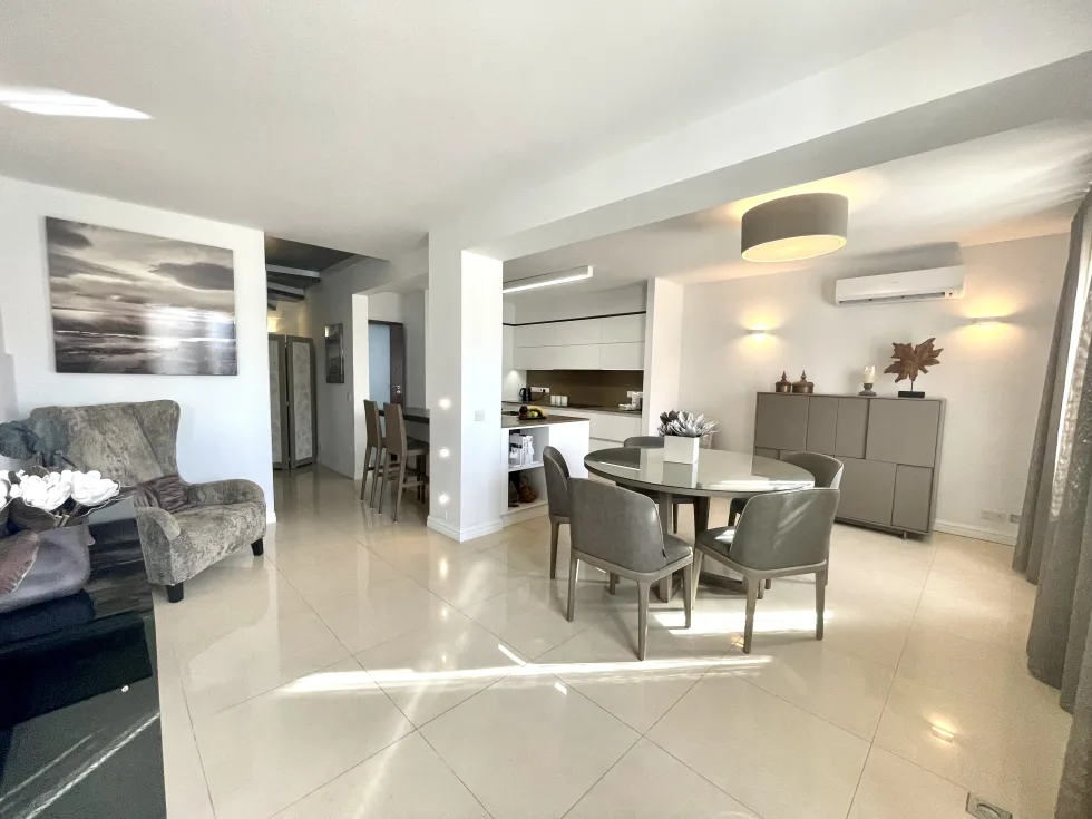 2 bed Town House For Rent in St Julian's, St Julian's - thumb 9