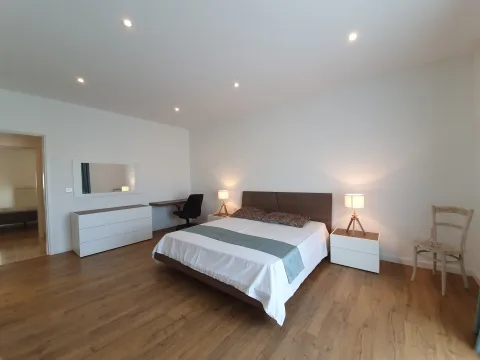 3 bed Apartment For Rent in Sliema, Sliema - thumb 7