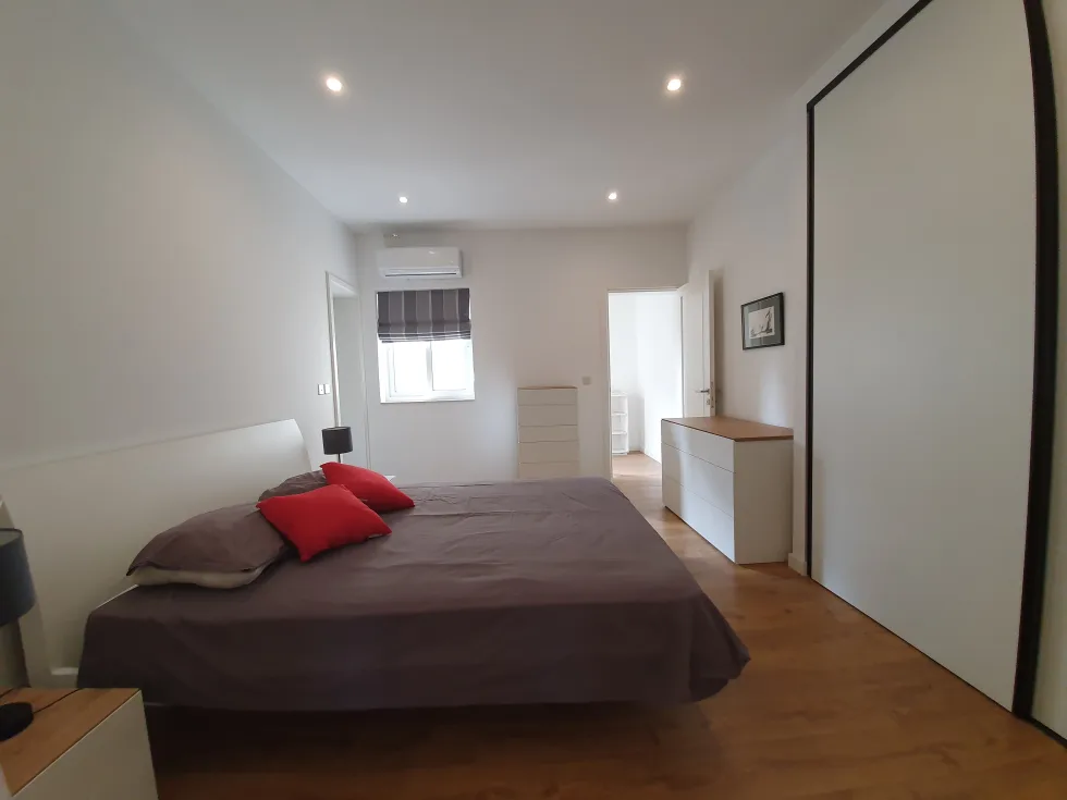 3 bed Apartment For Rent in Sliema, Sliema - thumb 9