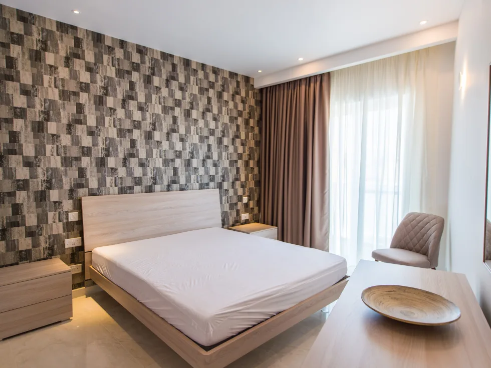 2 bed Penthouse For Rent in Ta' Xbiex, Ta' Xbiex - thumb 16