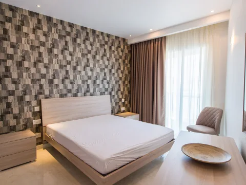 2 bed Penthouse For Rent in Ta' Xbiex, Ta' Xbiex - thumb 16