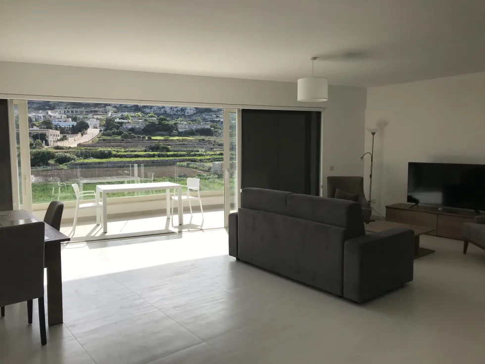 3 bed Apartment For Rent in Bahar ic-Caghaq, Bahar ic-Caghaq - thumb 5