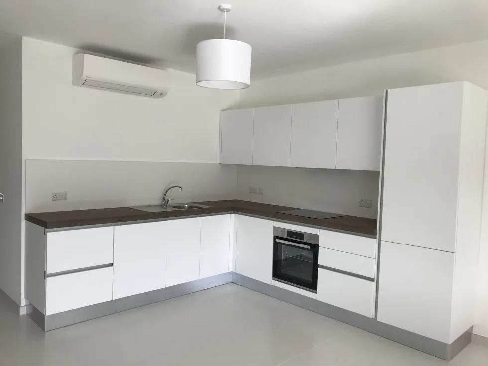 3 bed Apartment For Rent in Bahar ic-Caghaq, Bahar ic-Caghaq - thumb 7