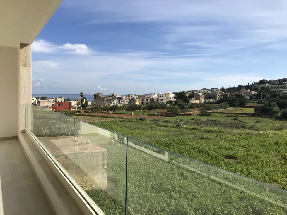 3 bed Apartment For Rent in Bahar ic-Caghaq, Bahar ic-Caghaq - thumb 1