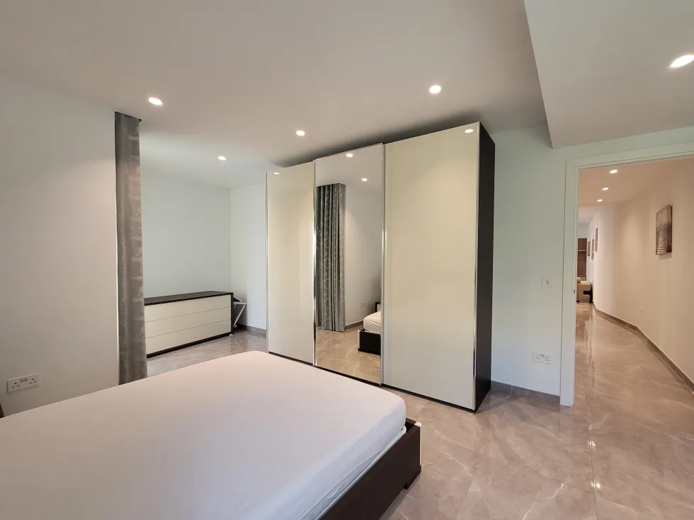 2 bed Apartment For Rent in St Julian's, St Julian's - thumb 14