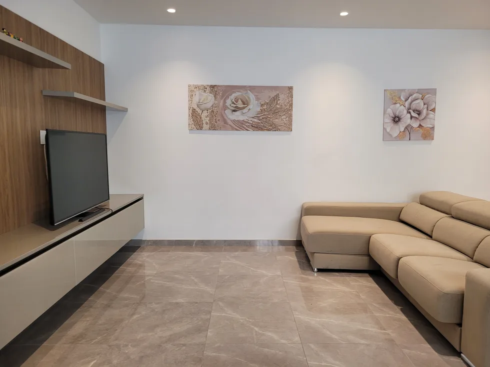 2 bed Apartment For Rent in St Julian's, St Julian's - thumb 2