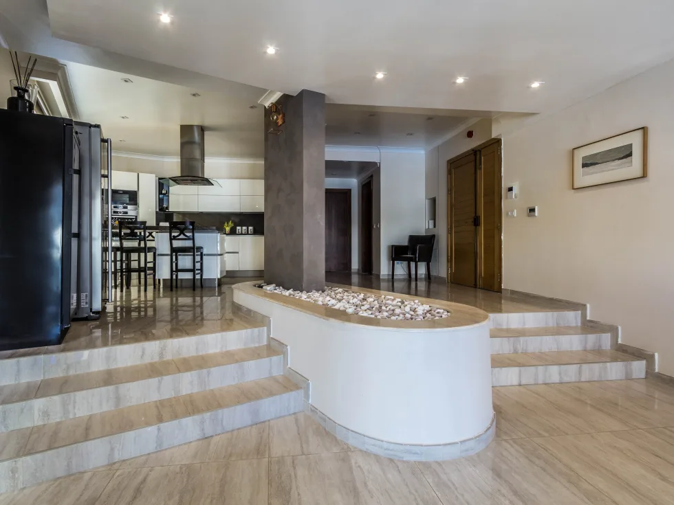 2 bed Apartment For Rent in St Julian's, St Julian's - thumb 7