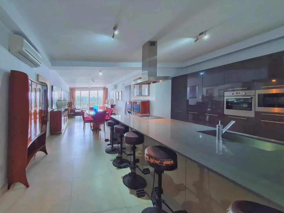 3 bed Apartment For Rent in Sliema, Sliema - thumb 7