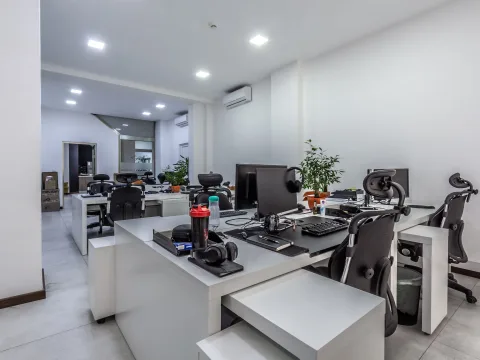 0 bed Office For Rent in Sliema, Sliema - thumb 1