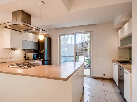 4 bed Villa For Rent in Naxxar, Naxxar - thumb 4