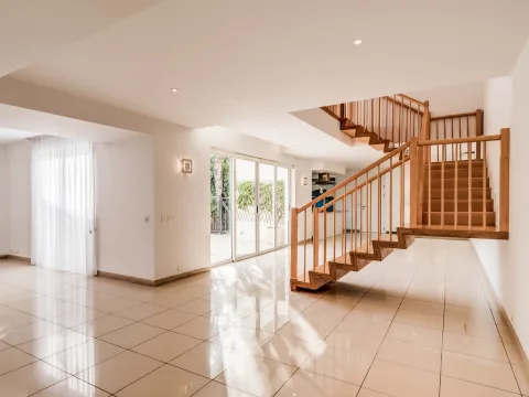 3 bed Villa For Rent in Naxxar, Naxxar - thumb 7