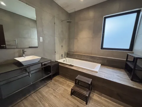 2 bed Apartment For Rent in St Julian's, St Julian's - thumb 7