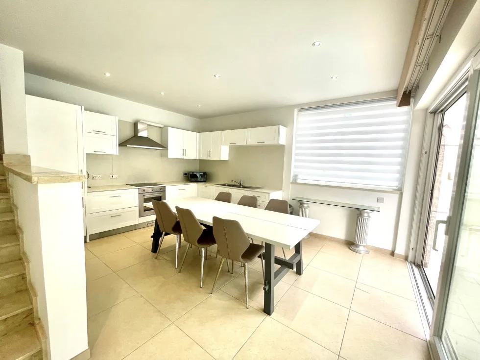 3 bed Villa For Rent in Ibragg, Ibragg - thumb 4