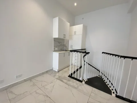 0 bed Office For Rent in Sliema, Sliema - thumb 5