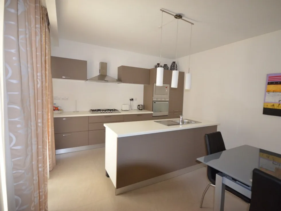 3 bed Apartment For Rent in St Julian's, St Julian's - thumb 2