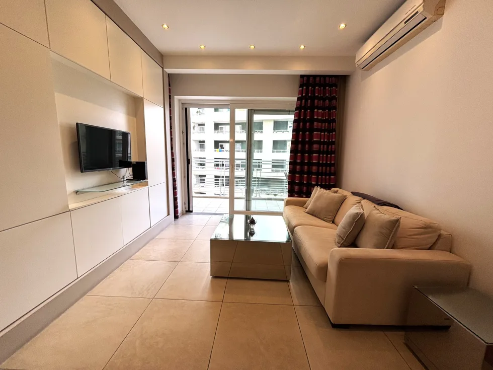 1 bed Apartment For Rent in Sliema, Sliema - thumb 2