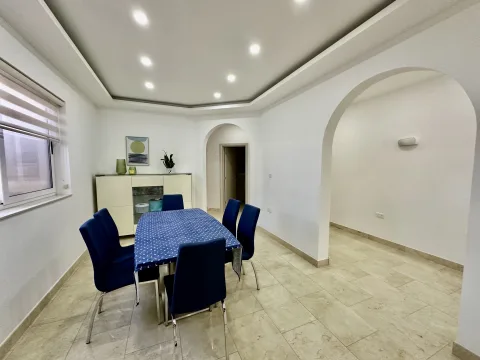 3 bed Apartment For Rent in Sliema, Sliema - thumb 6