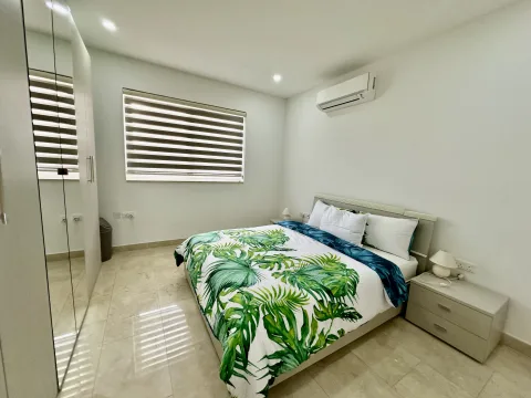 3 bed Apartment For Rent in Sliema, Sliema - thumb 8