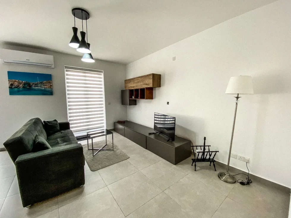 2 bed Apartment For Rent in Sliema, Sliema - thumb 7