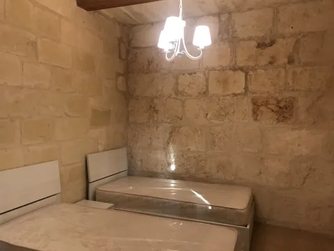 3 bed Farmhouse For Rent in St Paul's Bay, St Paul's Bay - thumb 6