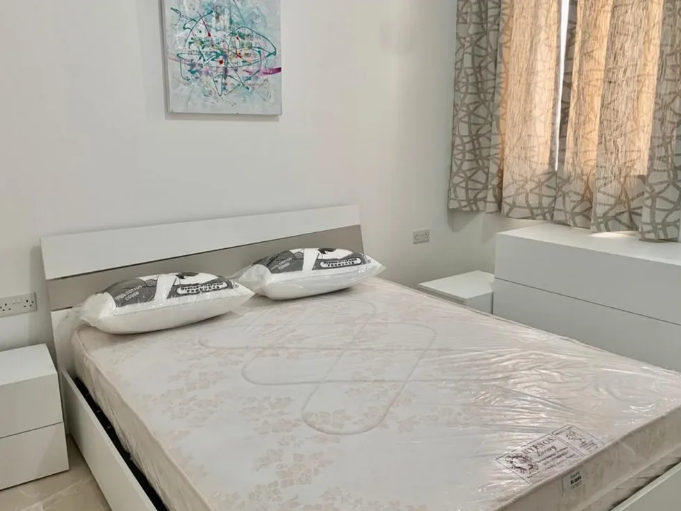 3 bed Penthouse For Rent in Sliema, Sliema - thumb 10